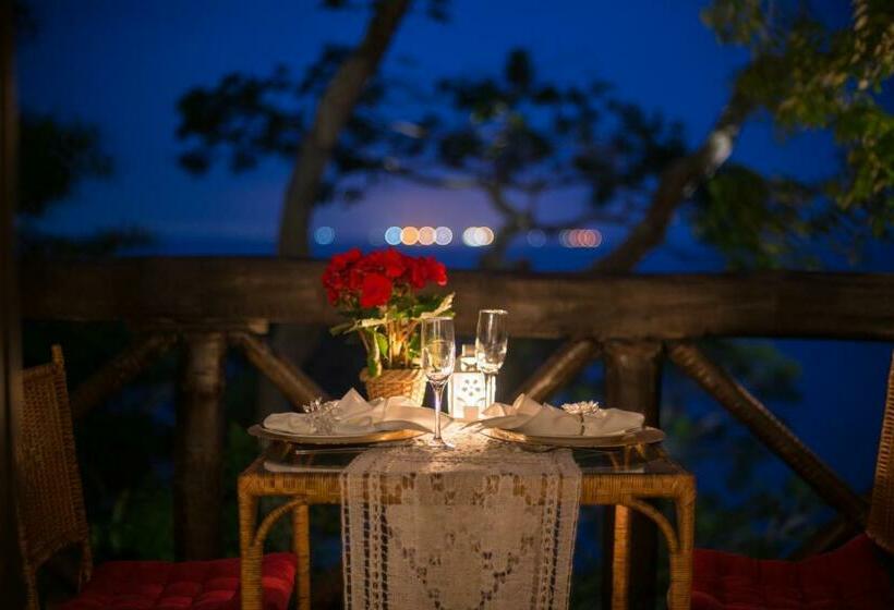 デラックスバンガロー, Pousada Enseada Das Garças