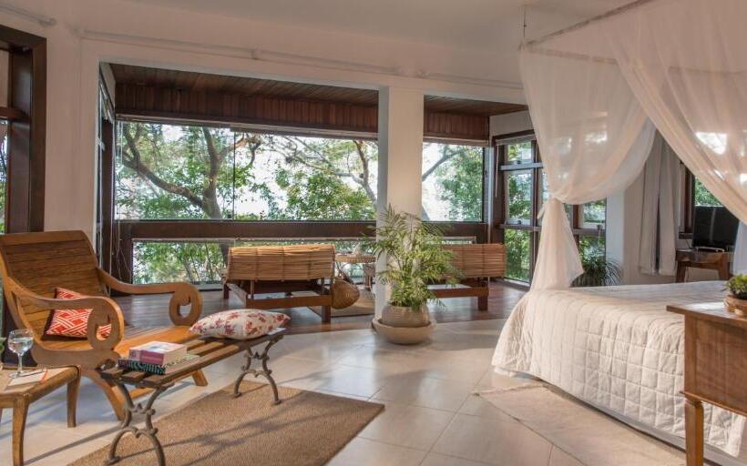 バルコニー付きデラックスルーム, Pousada Enseada Das Garças