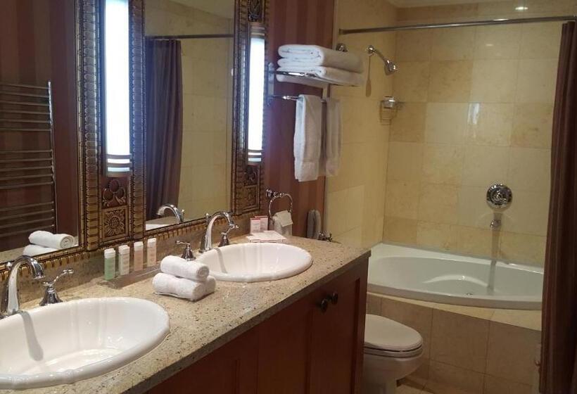 سوئیت جونیور خانوادگی, Terelj Hotel & Spa