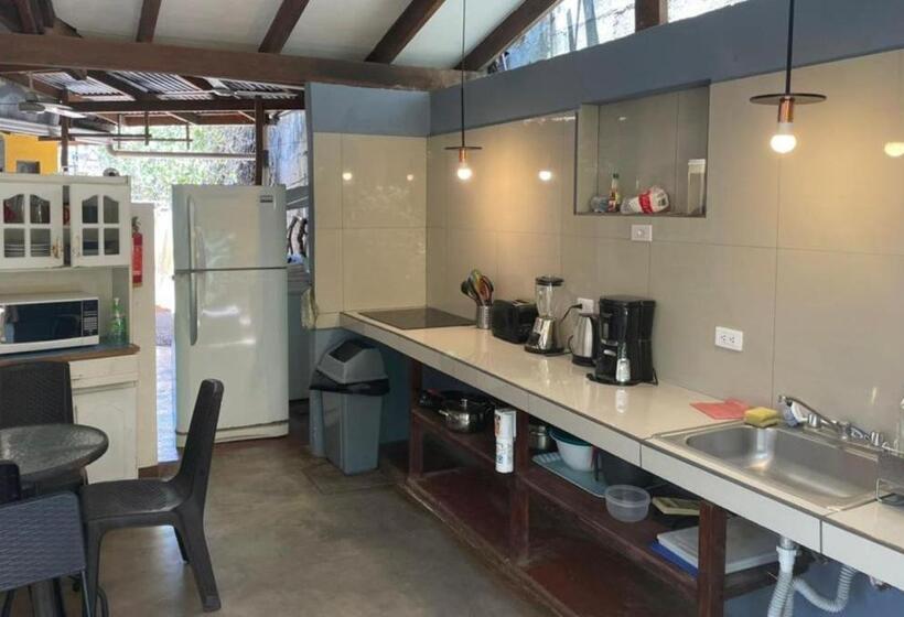 エコノミールーム, Villas Macondo