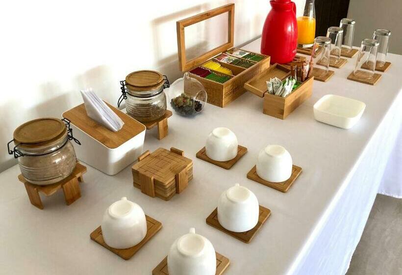 غرفة قياسية, Cactus