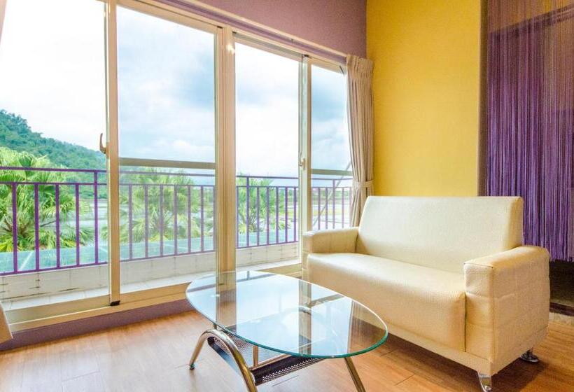 اتاق استاندارد چهارنفره با بالکن, 光腳丫宜蘭民宿