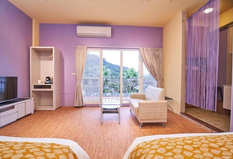 اتاق استاندارد چهارنفره با بالکن, 光腳丫宜蘭民宿