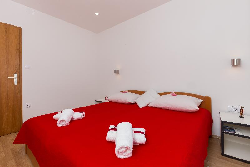 اتاق استاندارد با بالکن, Dancing Butterfly Inn Family Sliding Bnb