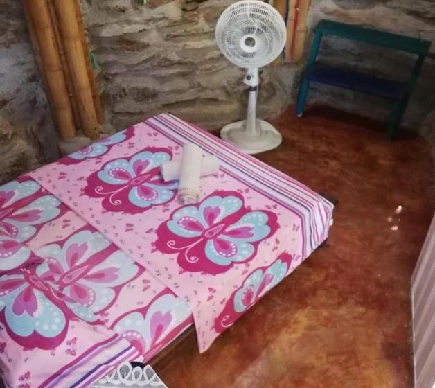 اتاق اکونومی, Hostal Casa Horizonte