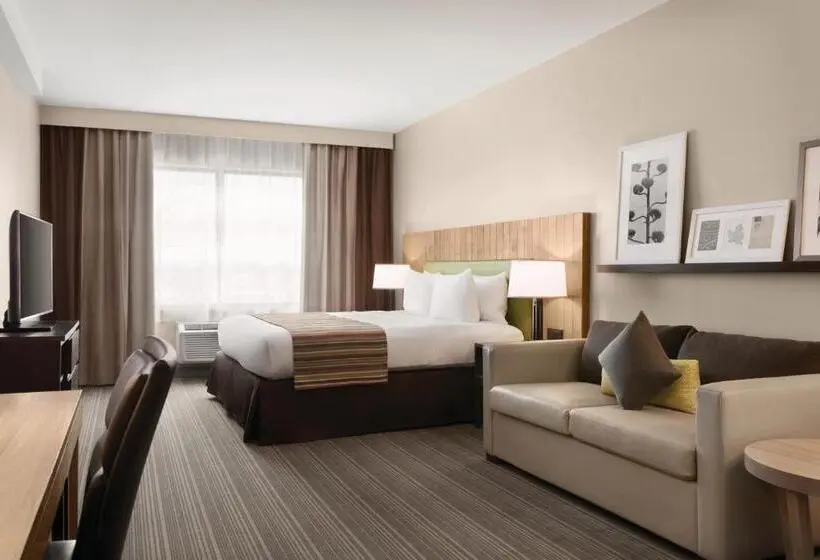 Sviitti King-vuode, Country Inn & Suites By Radisson, Belleville, On