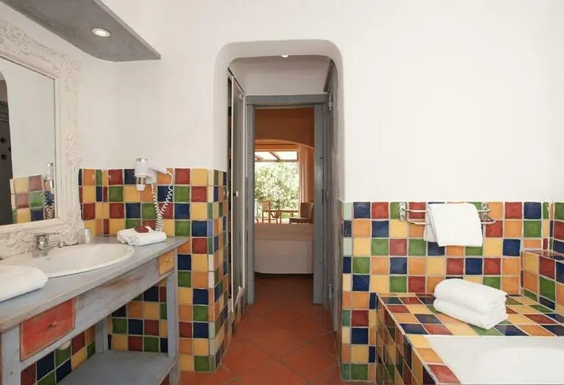 Comfort room with garden view, Domaine De Caranella