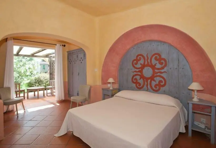 Comfort room with garden view, Domaine De Caranella