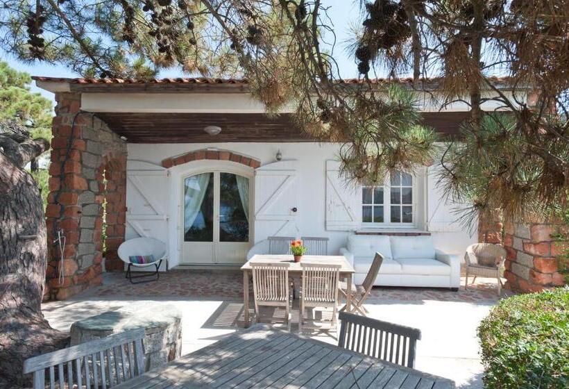 ‫فيلا غرفة نوم واحدة, Domaine De Caranella