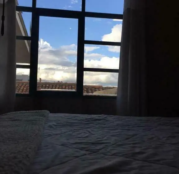Suite, Ines Maria
