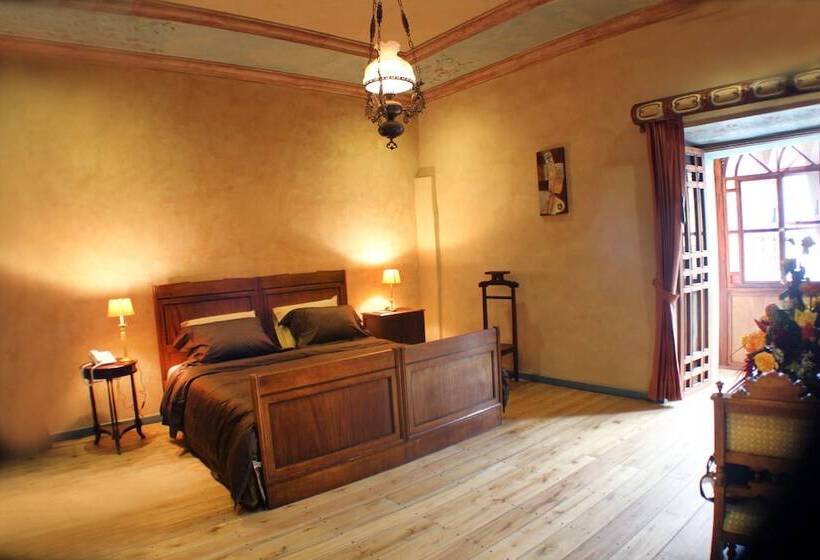 סוויטה, Ines Maria