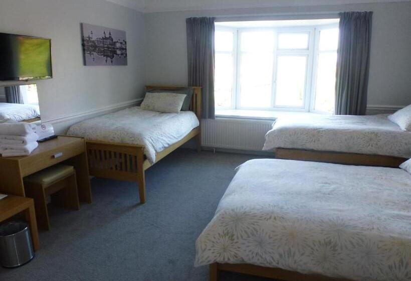Quarto Triplo Estandar, Orrell Park