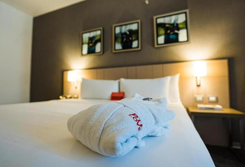 חדר סטנדרט, Bth Rebel Tacna