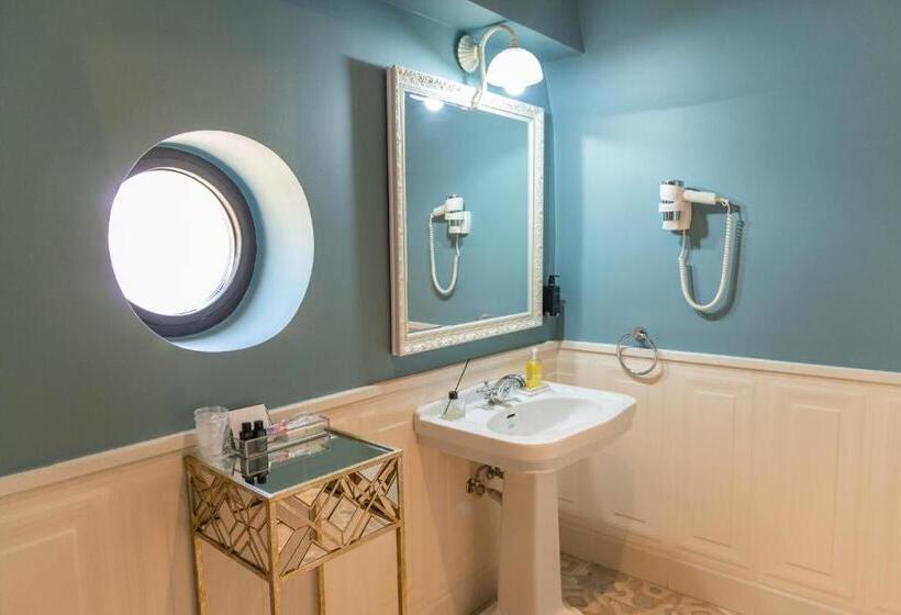 スイート, Splendid 1900