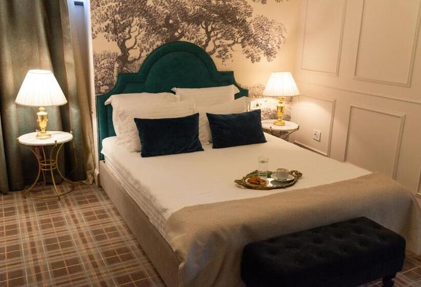 スイート, Splendid 1900