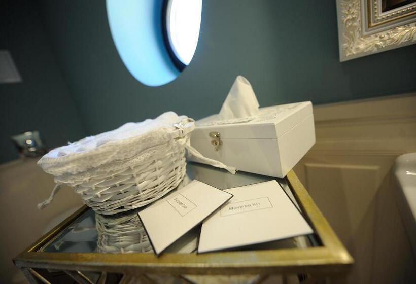 スイート, Splendid 1900