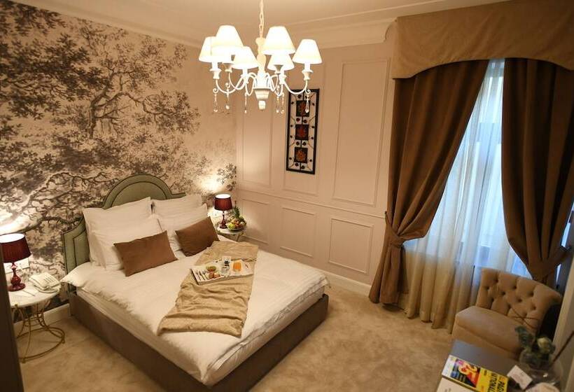 スタンダードルーム, Splendid 1900