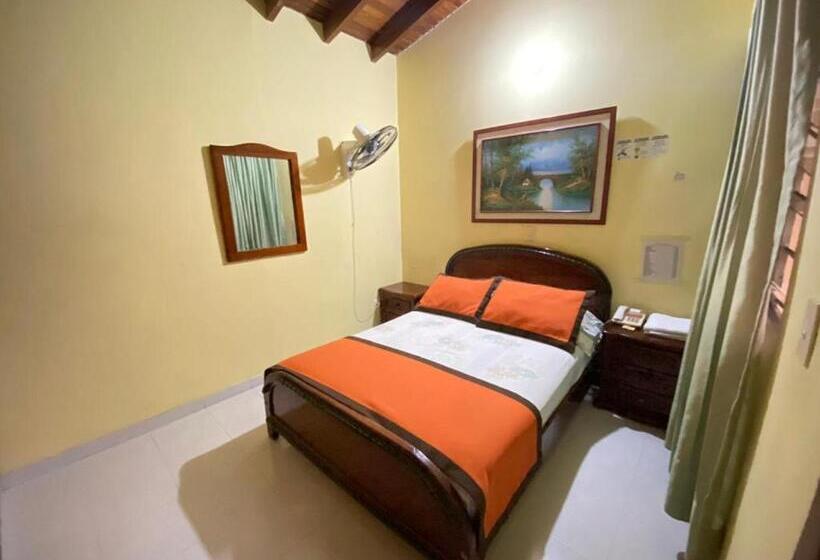 اتاق استاندارد یک نفره, Tequendama