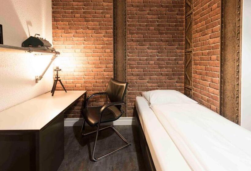 スタンダードトリプルルーム, Will & Tate City Stay