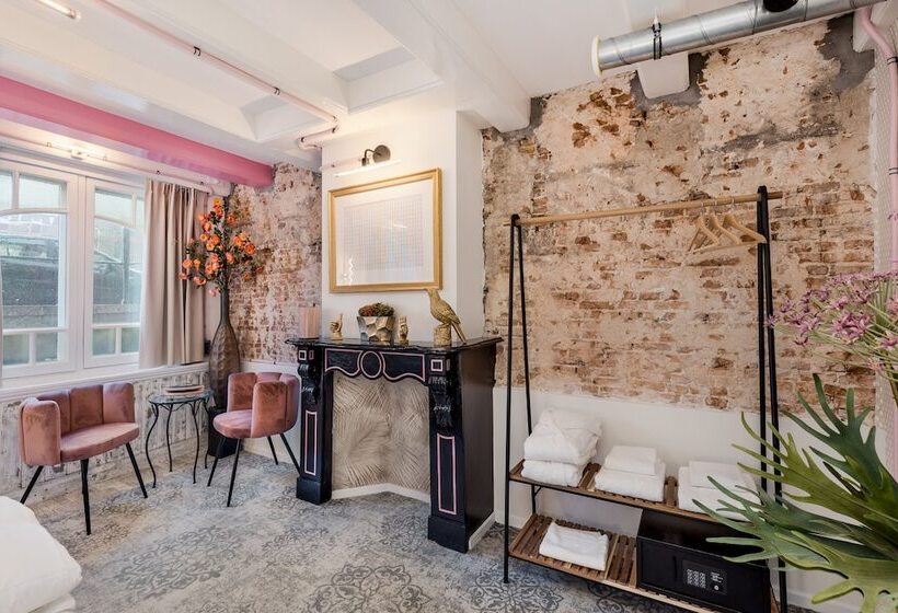 エコノミールーム, Will & Tate City Stay