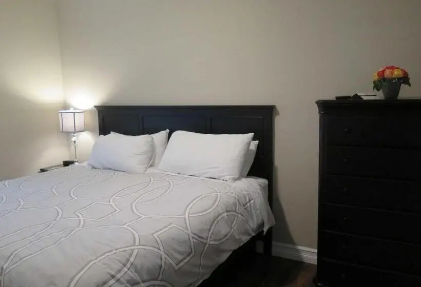 Deluxe Suite King Bed, Western Hotel & Executive Suites