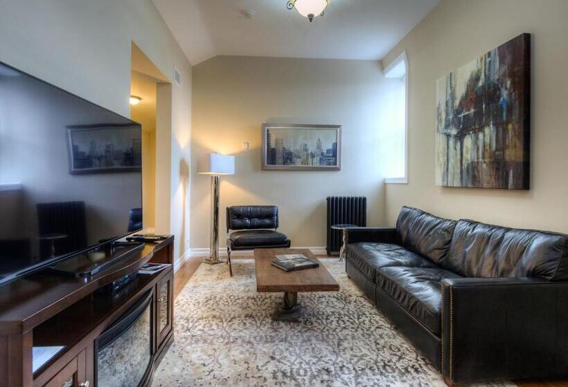 جناح دور أخير, Western Hotel & Executive Suites