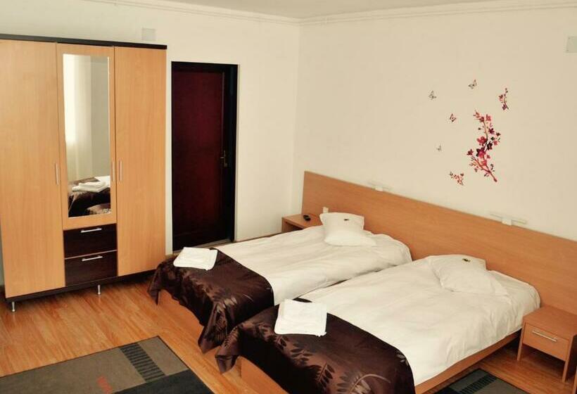 Escritório Estándar, Aparthotel Zorilor