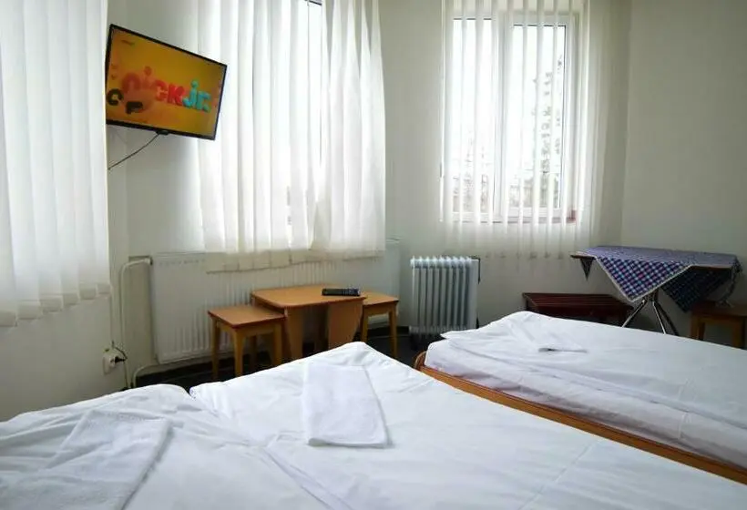 Standard Triple Room, Vila Onix