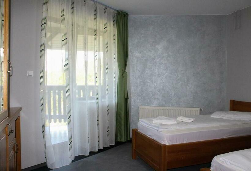 수피리어 룸, Hostel Teleki