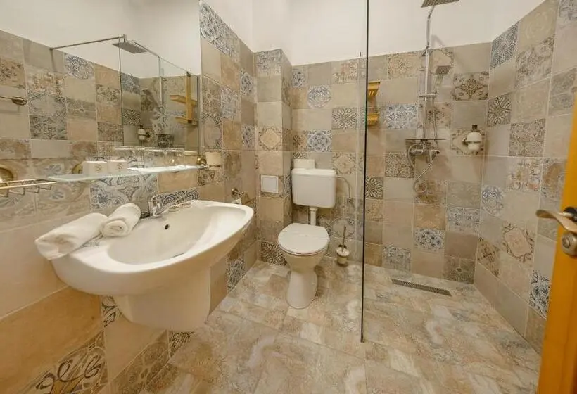 Deluxe Szoba, Hostel Teleki