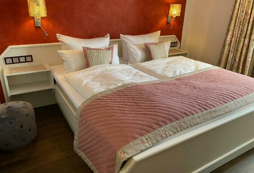 スーペリアールーム, Alte Posthalterei