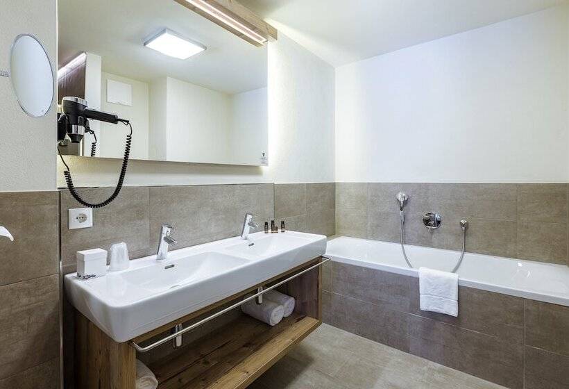 スイート, Avenida Mountain Lodges Saalbach