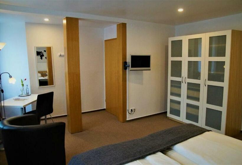 エコノミールーム, Bei Meier`s Zum Weißen Roß