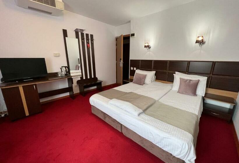 غرفة قياسية, Belvedere