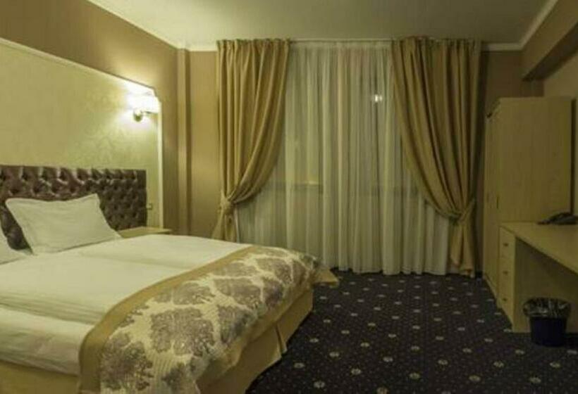 غرفة سوبيريور, Bulevard