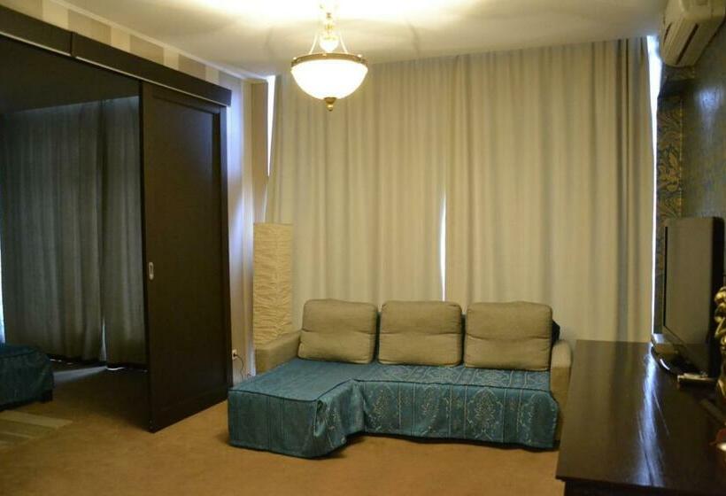 סוויטה, Condor