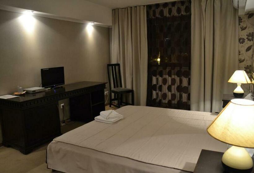 חדר סטנדרט, Condor