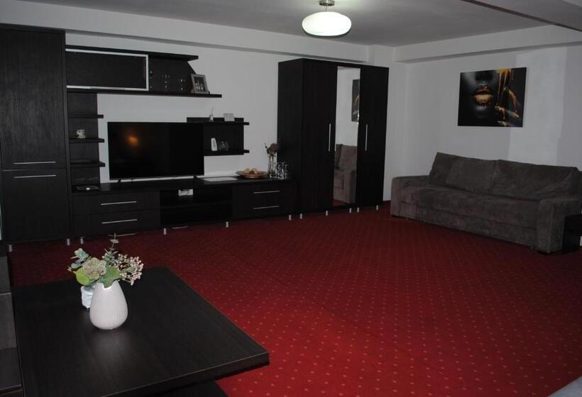 小型套房, Corona