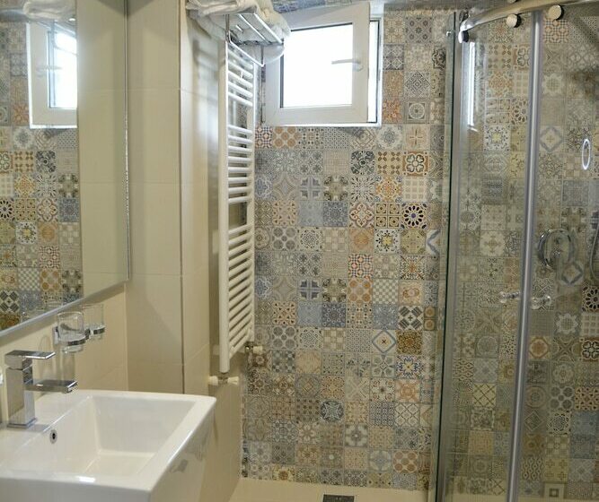 Апартаменты Deluxe 1 Спальня, Europolis