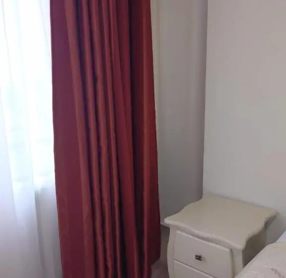 Habitación Estàndard Individual, Florentina