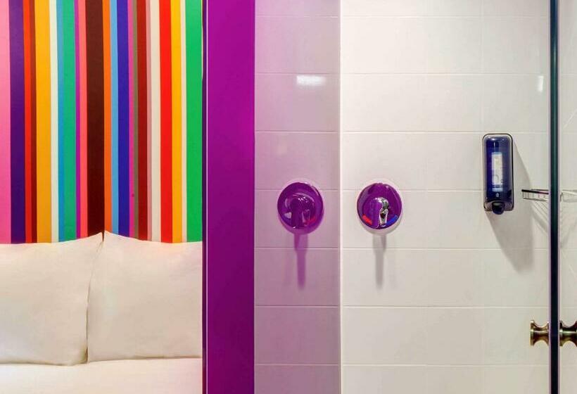Люкс, Ibis Styles Mexico Reforma