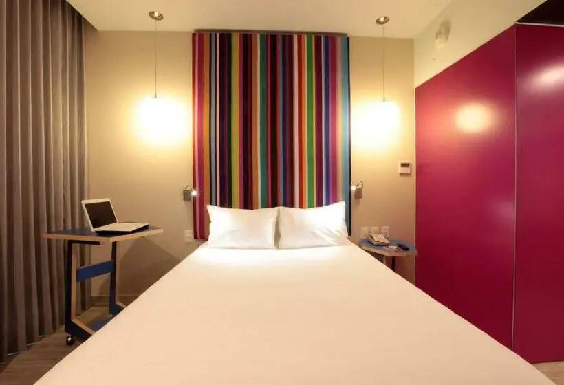 ダブルベッドスタンダードルーム, Ibis Styles Mexico Reforma