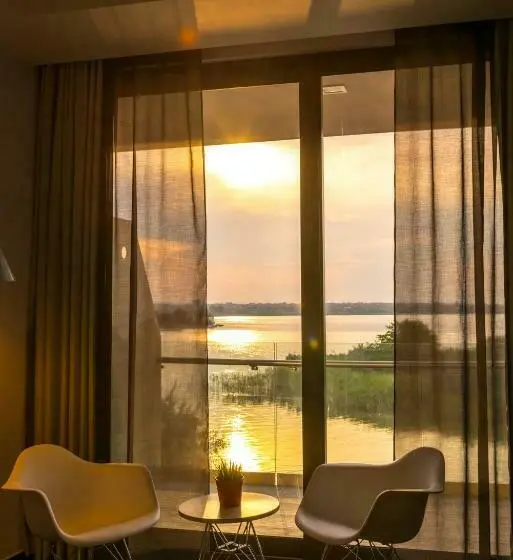 Quarto standart vista lago, On Plonge Junior