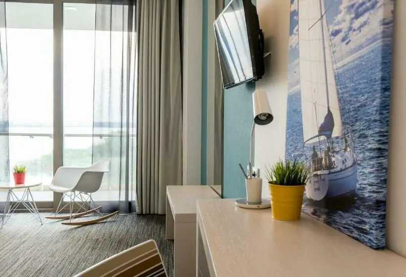 Quarto standart vista lago, On Plonge Junior