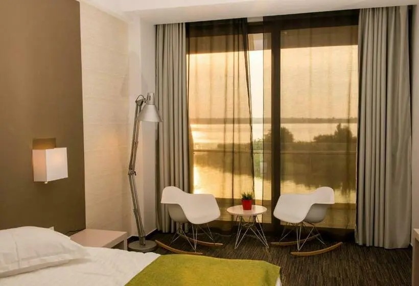 Quarto standart vista lago, On Plonge Junior