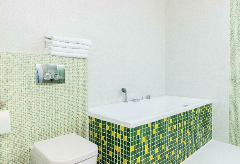 バルコニー付スイート, On Plonge Junior