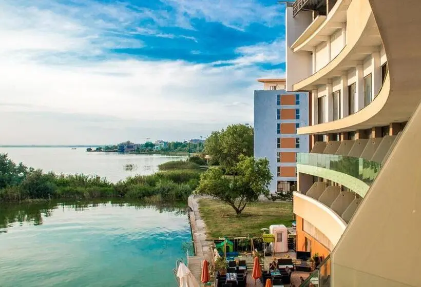 Quarto standart vista lago, On Plonge Junior