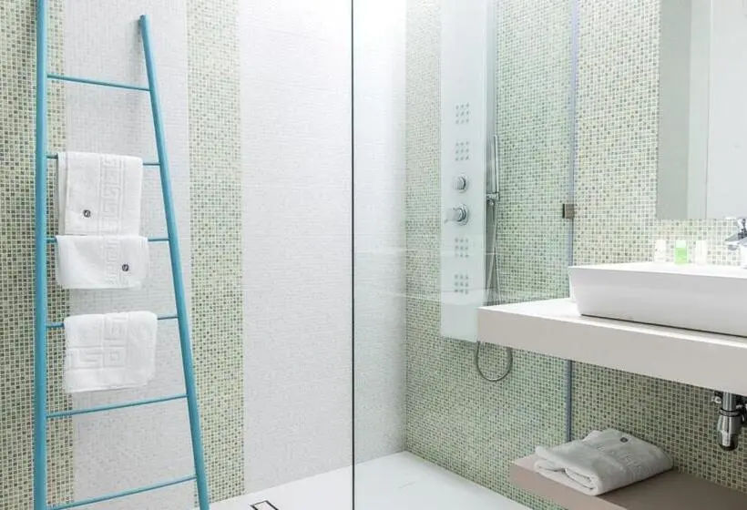 Quarto standart vista lago, On Plonge Junior
