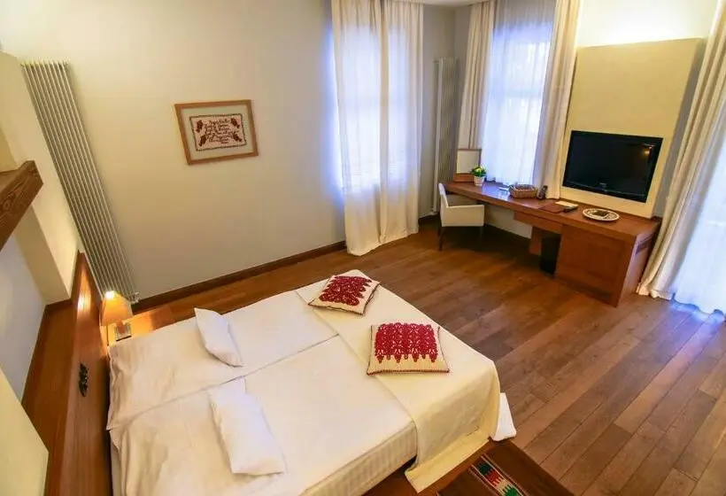 Cameră Standard cu Balcon, Pacsirta