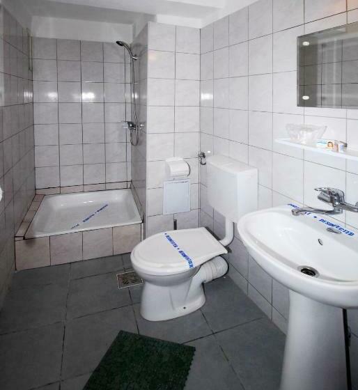 스탠다드 발코니 룸, Sanda